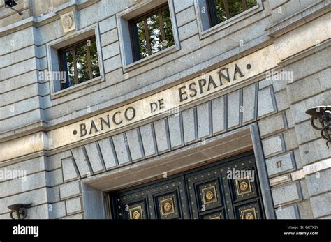 banco de espana bank  spain building entrance   plaza de catalunya catalonia