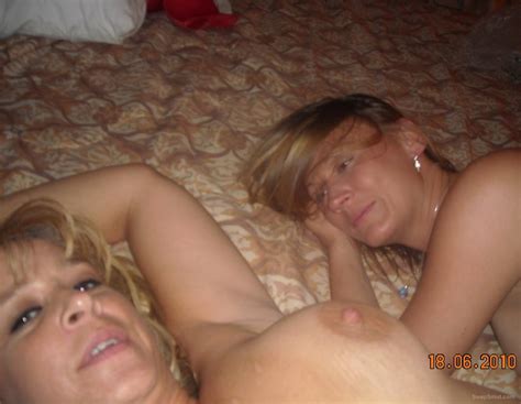 bi wife fooling around with cock and pussy