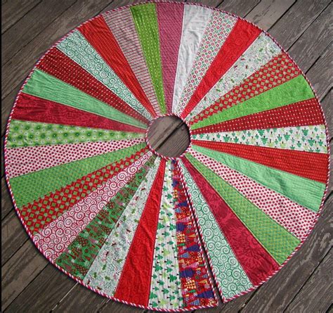 giant christmas tree skirt quilt pattern favequiltscom