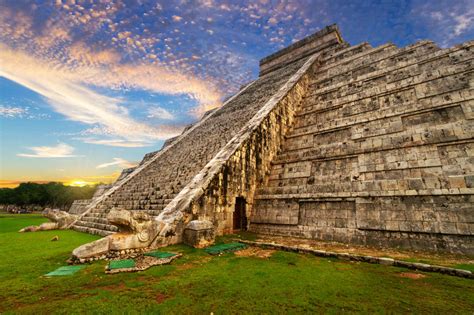 essential mayan ruins  mexicos yucatan peninsula