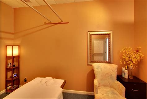 springfield therapeutic massage contacts location  reviews