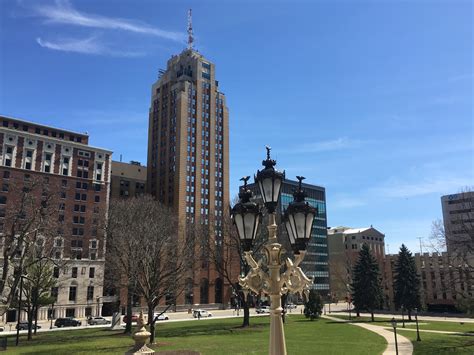 weekend warm    lansing wkar