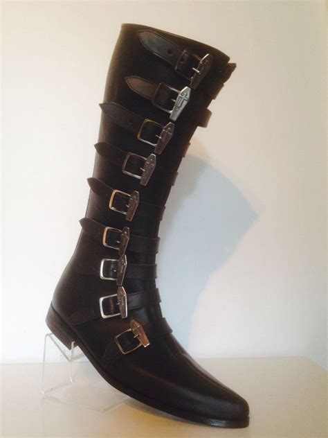 9 coffin buckle winklepicker boots in black leather gothic shoes