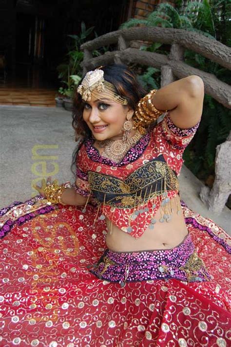 Anusha Damayanthi Hot Photos Cultural Nude Girl