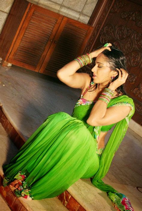 Anushka Shetty S Hot Saree Photoshoot ~ Ss Music