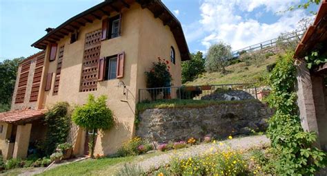 lucca farmhouse villa 3 bedroom with swimming pool wifi