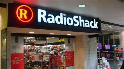radioshack set  close  stores    guardian liberty voice