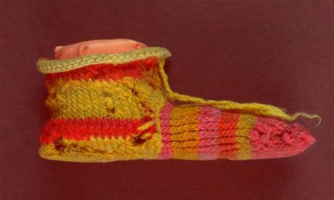 1 700 year old sock reveals secrets of ancient egyptian fashion