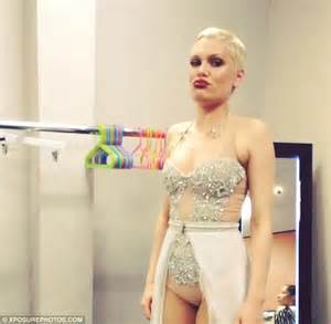 just do it jessie j tweets her make up free workout photos to inspire woman to get fit daily