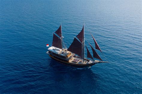 Dunia Baru Luxury Indonesian Yacht Charters Ultimate Bali Collection