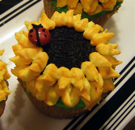 west side baker sunflower cupcakes