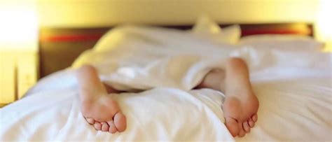 Risiko Kesehatan Akibat Tidur Berlebihan Guesehat