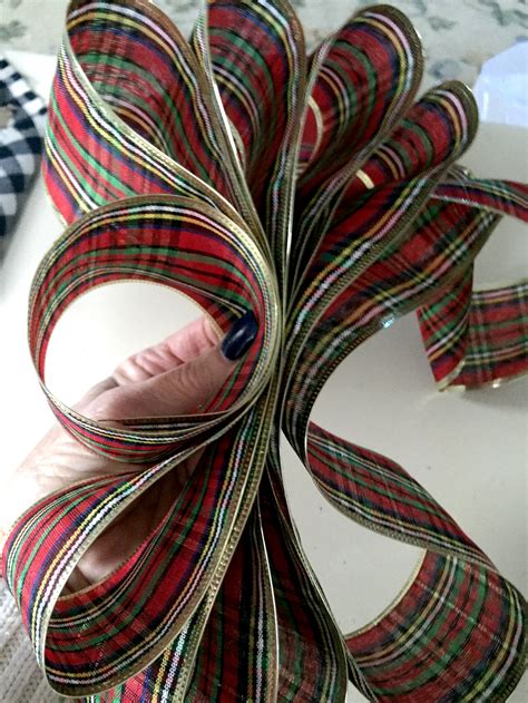ribbon bow   easy steps  pictures