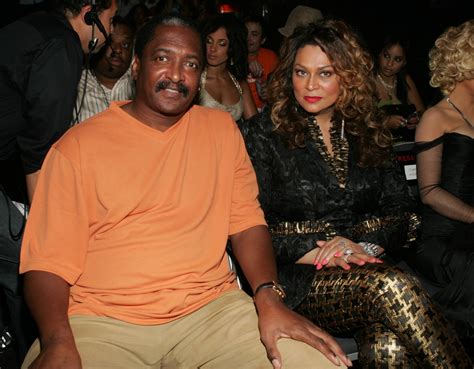 beyonce s father mathew knowles admits he dated her mother because he