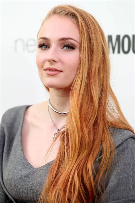 Sophie Turner Beauty Looks Makeup And Hair Over The Years Glamour Uk