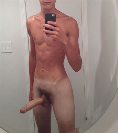 Photo Who Are Your Favorite Big Dick Twinks Page 2 Lpsg
