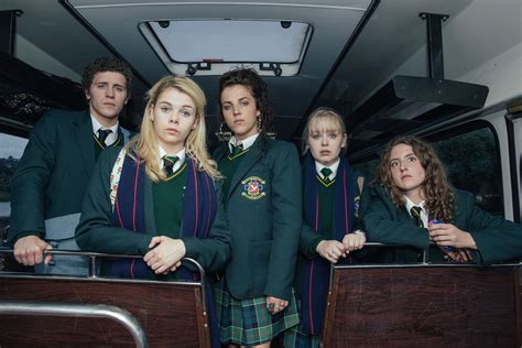 derry girls lisa mcgee   strong women  derry  troubles radio times