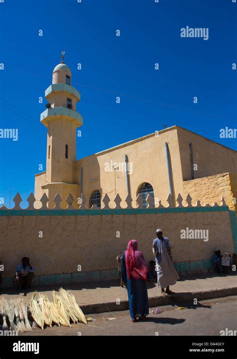 mosque minaret adi keyh eritrea stock photo alamy