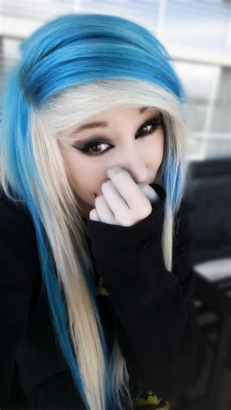shes sooo cute lilac hair pastel hair green hair blue hair white