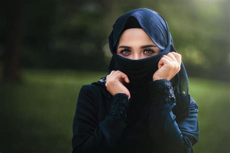 wearing purdah   prevent covid  masks   experts