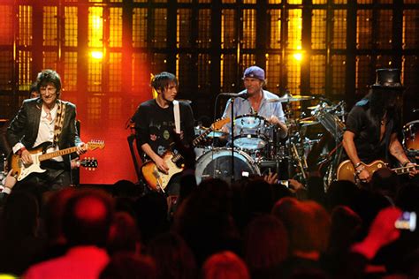 rock  roll hall  fame  induction ceremony delivers thrills