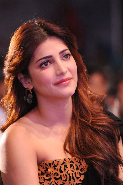 Shruti Haasan At Balupu Movie Music Launch Event Shruti Haasan In