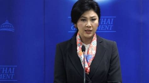 thailand court ousts pm yingluck shinawatra bbc news