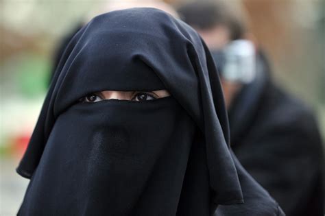 un says france s burqa ban violates human rights