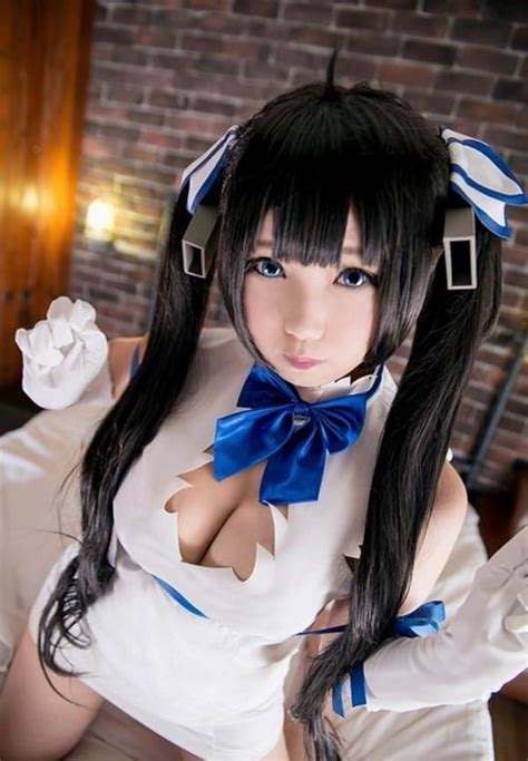 Hestia Cosplay From Is It Wrong To Try To Pick Up Girls In