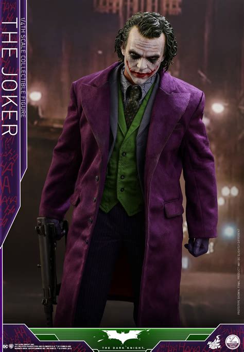 The Dark Knight The Joker Figure By Hot Toys