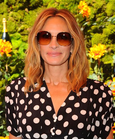 julia roberts in michael kors collection at veuve clicquot