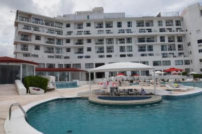 cyan cancun resort spa cancun hotel website