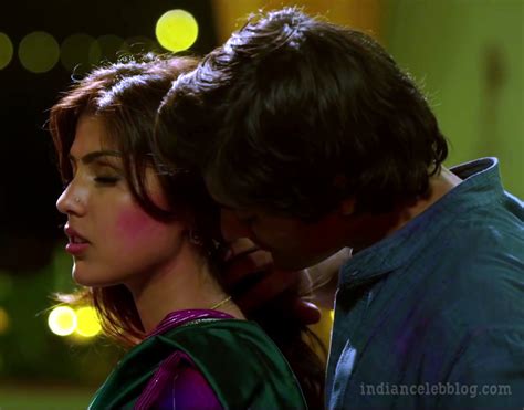 Rhea Chakraborty Hot Hd Caps From Sonali Cable Movie