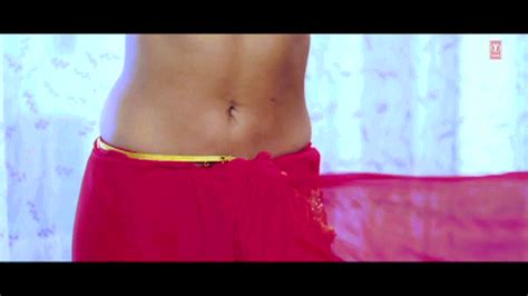 bhojpuri actress monalisa hot sexy images best navel and cleavage