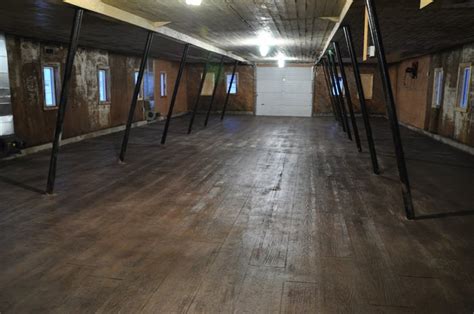 square prairie cedar plank barn floor