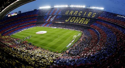 barcelona onthult eind augustus stadion en standbeeld voor cruijff foto adnl