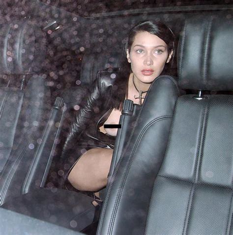 bella hadid flashes entire boob as she suffers major