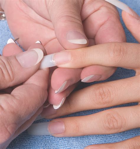 size  apply nail tip types