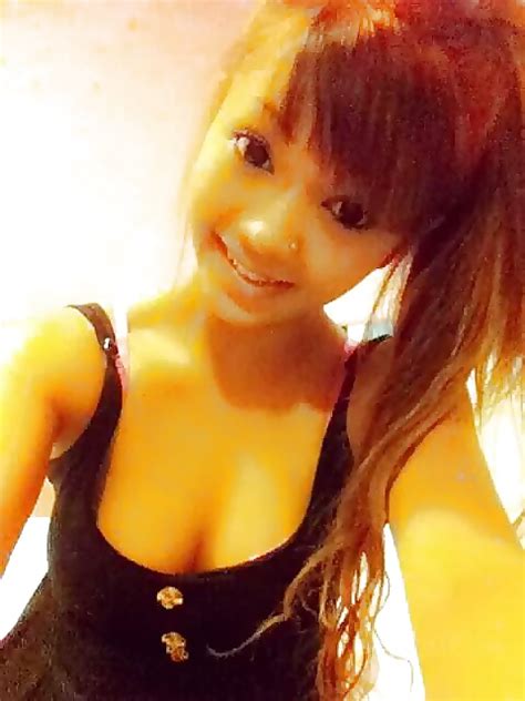 singapore malay girl maria nagiesha naked photos leaked