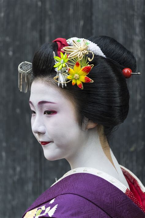 getting to know a maiko trainee geisha insidejapan tours