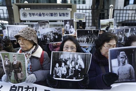 South Korea And Japan Reach Landmark Deal Over Comfort Women Mpr News