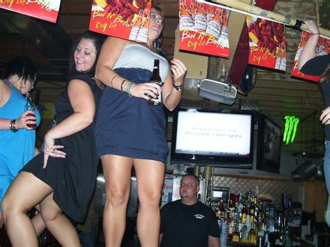cajun s wharf 500 cash grand prize hot legs contest week 3 with dj s the other blues brothers