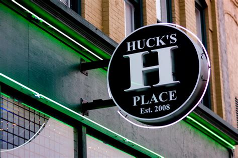 hucks place
