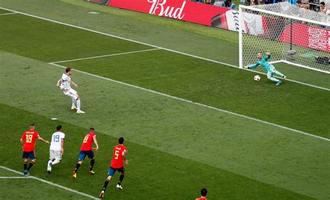 Russia Makes History By Crushing Spain 4 3 During Penalty