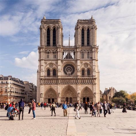 visiting  notre dame cathedral trainline