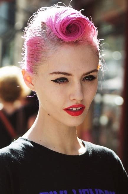 the best 30 pin up hairstyles for glamorous retro girls