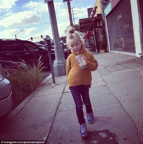 strike a pose jessica simpson shares photo of daughter maxwell drew