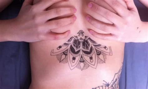 Tatuajes Sexy Para Debajo De Los Senos ¿qué Significan