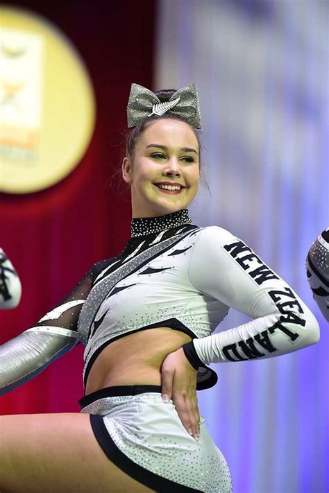 Cheerleading Grace Hegh Shines At World Champs Nz Herald