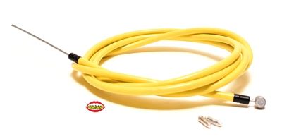 universal  cable yellow